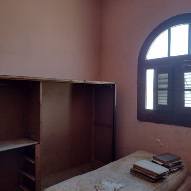 Vendo propiedad horizontal en la avenida San Lázaro,más fotos al WhatsApp - Img 124843658