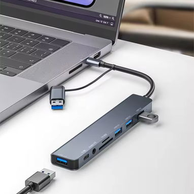 Tengo adaptador 8 en 1 para que conecte su móvil al mismo y descargue o utilice cualquier tipo de tarjeta, usb etc..!! - Img 83608572