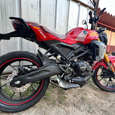 MOTO DEPORTIVA DE COMBUSTIÓN FURIA PRO DE 250 CC y autonomía DE 30 KM/h 🏍️ - 9/10