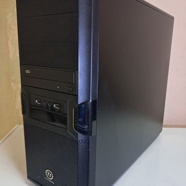 Torre I7 10700, Asus H510, 32Gb DDR4, 1Tb M2, Thermaltake 600W - 2/4