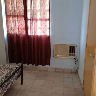 Renta lineal o por noches Vedado de 1 dormitorio por línea y G 300usd 53582376 - Img 122221244