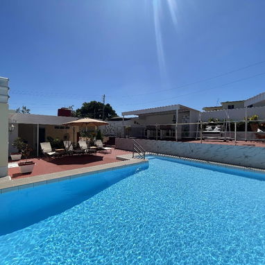 CASA EN GUANABO SIBARIMAR para 10 personas,piscina,plantas,garaje amplio,billar,3 cuartos,4 baños,internet 24/h,splic,et - Img 115630339