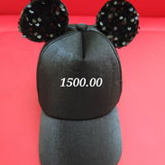 Gorra Mickey para niña - Img 55689437