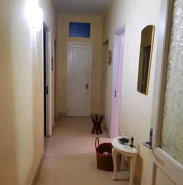 Venta de casa totalmente independiente en Miramar Playa. Cerca de 5ta y 3ra. Se trata de una vivienda independiente, cap - Img 99549903