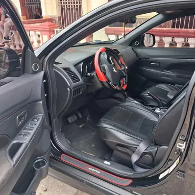 MITSUBISHI OUTLANDER - Img 122841430