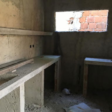 VENTA CASA CON PATIO EN EL VEDADO. MUCHAS POSIBILIDADES - 3/10