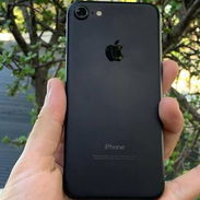 iPhone 7 negro Almacenamiento 32gb Batería 87% Libre de fábrica Huella ✅ Home✅ Precio:30usd - Img 56596262