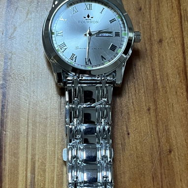 Reloj plateado, marca, Fouron para hombre, ideal para eventos, casuales y formales - Img 122124939