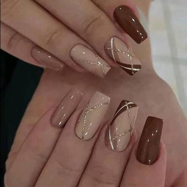 uñas postizas con pegamentos pot el día de las madres - Img 120497008