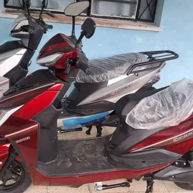 Motos Eléctricas y Triciclos - 3/5