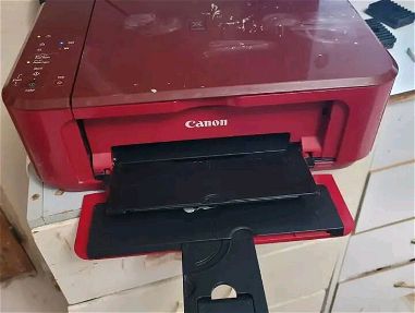 Impresora Canon tiene escáner fotocopiadora y wifi con sus cartuchos nuevos de colores - Img main-image-45694074