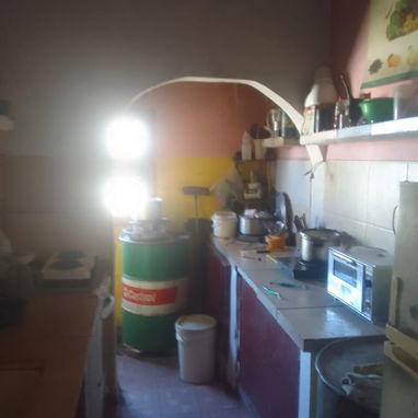 `$5000usd CON AJUSTE. En venta  apartamento (5to piso) de un edificio en  Alamar, zona 11.  referencia El  Mirador - 4/8