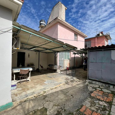 Casa en boyeros el trigal ‼️ Propiedad de más de 300m cuadrados, dos casas en una ‼️ - Img 126692241