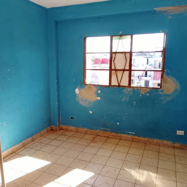 🏡Casa ofertando 🔖  📍Ubicación: Cerro, Interior   🔥Consta con...🔥  ✔️Sala  ✔️Comedor ✔️Cocina ✔️Balcón ✔️2 habitacio - 3/5
