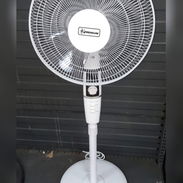 Ventilador de pedestal Premium 18" 🔌🌬️ TEE $32 - Img 56532729