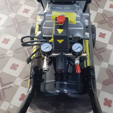 COMPRESOR DE AIRE COMPRESOR  (2.5HP) - 2/4