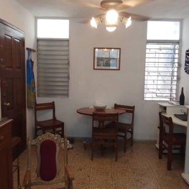 🏠 *SE VENDE APARTAMENTO EN EL VEDADO. PLAZA* - 9/9
