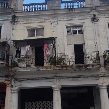 Casa en Venta en 1er piso Centro Habana - 8/10