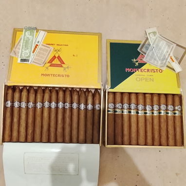 Disponible Buenos Habanos Cohibas en la Habana 🇨🇺 Aroma intenso, sabor auténtico y frescura garantizada - Img 122516036