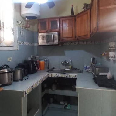 VENDO CASA EN AVENIDA LÍNEA EN EL VEDADO - Img 120504332