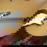 Guitarra eléctrica Fender alemana - Img 48874065