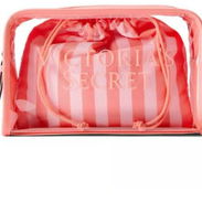 Cosmetiquera Victoria Secret Original Edición Limitada 💜🩵 - Img 57830312