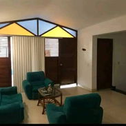Ref#98. Oportunidad de inversión!!! Con una arquitectura y un diseño único se vende espectacular chalet década del 50!!! - Img 57268018