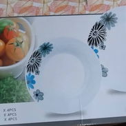 Juego de 12 piezas de platos y tazas - Img 55863660