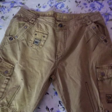 Vendo pantalón de hombre  4 puertas. - 7/8