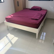 Vendo cama con colchón - Img 56884780