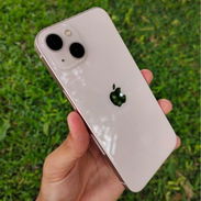 📌🫀iPhone 13 ⚪️ 128/97%🔋 mica, forro de regalo cable cargador❌ Variedad de Modelos 🔥 Garantia💯(50122443) - Img 48518337