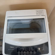 VENDO LAVADORA MIDEA 7KG - Img 56632177