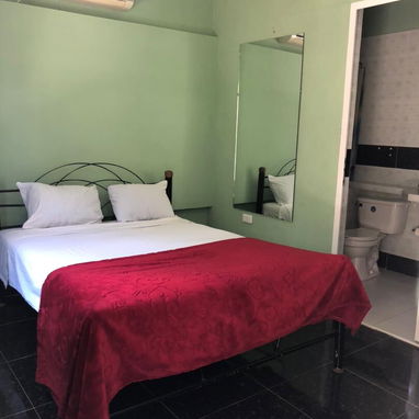 ✨COD.Z SE RENTA  HERMOSA CASA MODERNA EN EL CENTRO DE CIENFUEGOS - 2 HABITACIONES - 5/5