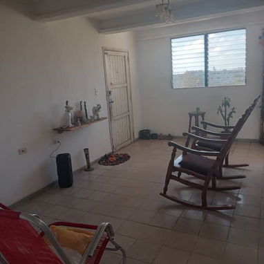 SE VENDE APARTAMENTO EN 5 TO PISO EN ALTAHABANA BOYEROS ZONA DONDE NO SE VA LA CORRIENTE - 2/8