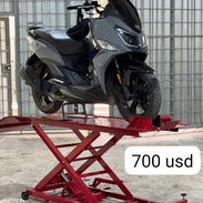 Elevador hidráulico/neumático para motos,levanta hasta 450kg.Ideal para su taller - Img 58005064