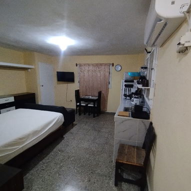 Rento cómodo apartamento tipo estudio en Boyeros Aeropuerto T2 - 3/3