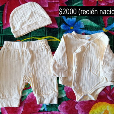 Ropita de recién nacidos - Img 113758413
