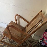 Sillon de madera buena de uso pero bien cuidado - Img 57622986