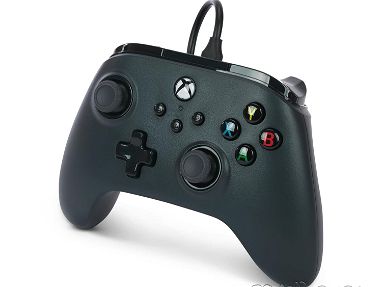 Mando de cable Xbox Series X|S, Xbox One, PC/Laptop Windows 10,Dual Vibration 45$  Sellado(Power A ) - Img 67521627