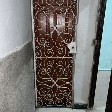 🚨 *¡SOLO TRAE TU ROPA Y EMPIEZA A VIVIR* ! 🚨 *#190.: Cerro, Calzada de Monte a 2 cuadras de la Esquina de Tejas y - Img 125680910