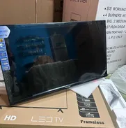 Televisor 32 pulgadas con cajita interna y soporte - Img 49906723