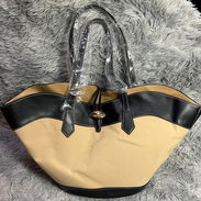 Carteras Grandes FashionNova 👜🪙 - Img 57394400