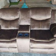 Sofá de 2 plasa reclinable con portabaso inportado de lujo - Img 58032791