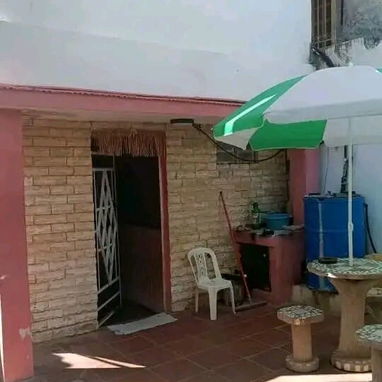 16 mil ajustable,apartamento interior posibilidad de guardar moto en el vedado es el ultimo tiene un patio alante mio,es - 3/6