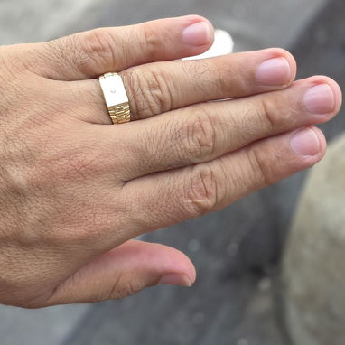 Brazalete 7.96 gr 18k....anillo con diamante 3.99 gr 18k - Img 125434396