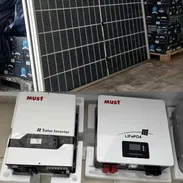 Kit solar Must de 3 kw  Inversor híbrido must de 3 kW para la 110/220 v Batería inteligente Must de 7.8 kW - Img 56864077