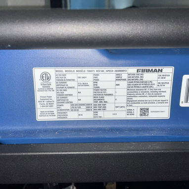 Se vende Planta Eléctrica americana.  Gas y gasolina.  52 94 82 55 - 3/3
