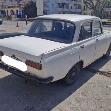Venta de mosckovich en 4000 usd, La Habana - Img 117582891