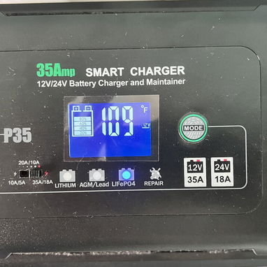 Cargador de baterías inteligente P35Amp  Litio. LiFePO4 - 4/8