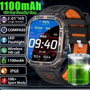 50 DOLARES. GAMA ALTA SMARTWATCH GRANDE SUPER ELEGANTE DE 1100 MAH PRÁCTICAMENTE SOLO LOS CARGAS 3 VECES AL AÑO Y A FULL - Img 55011077